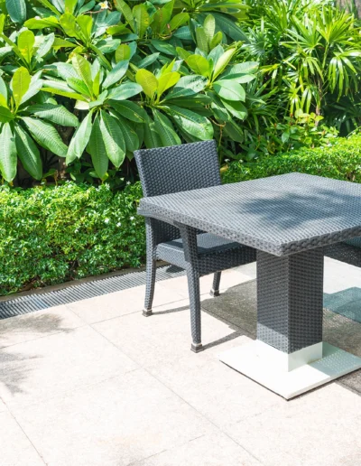 Terrasse propre après nettoyage professionnel